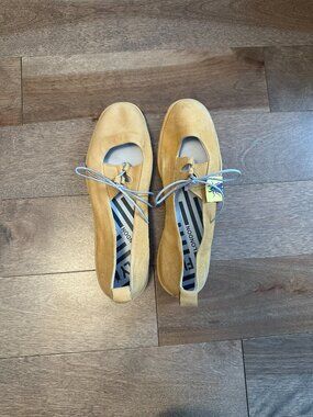 NWT Fly London leather flats in Bumblebee